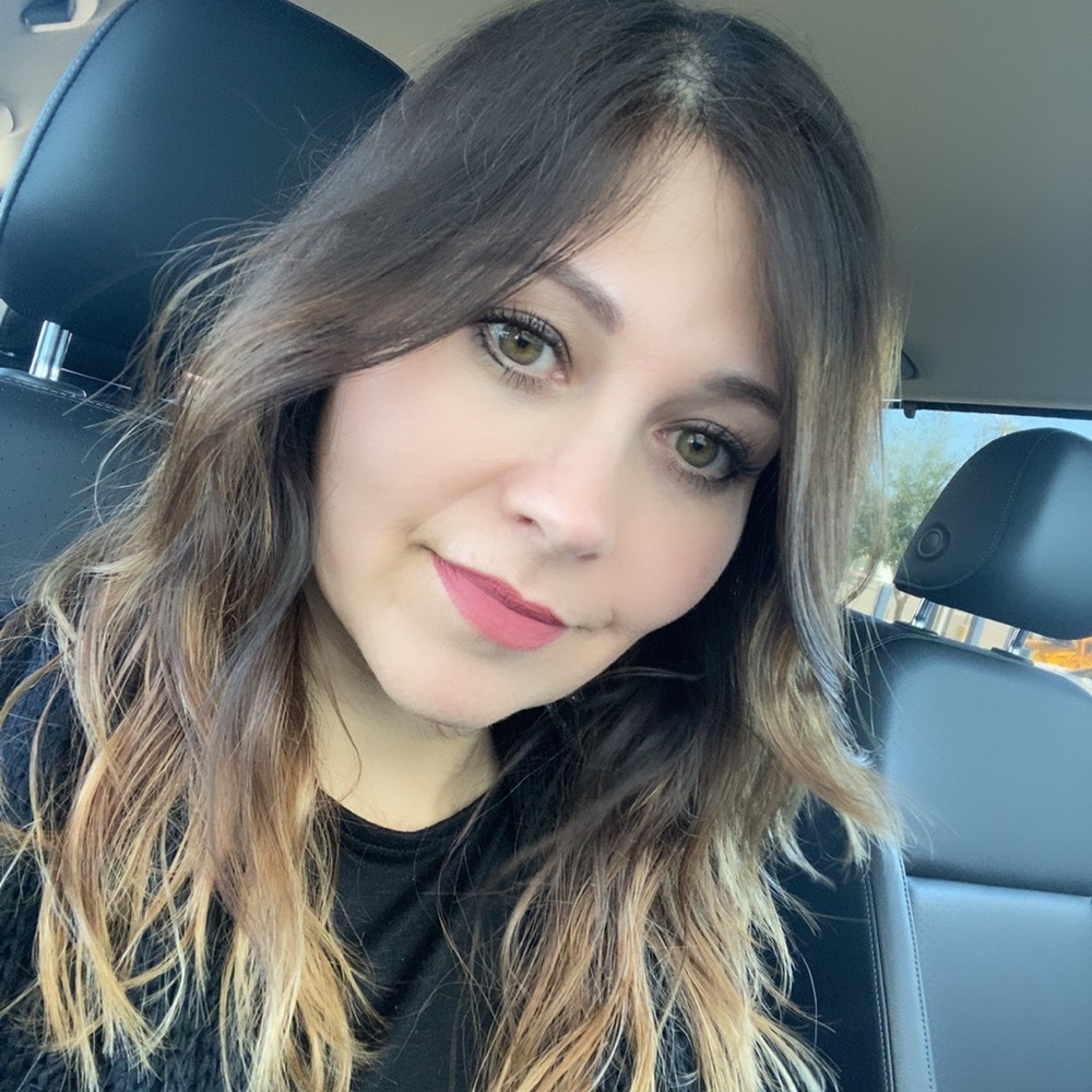 Meet your Posher, Lorena